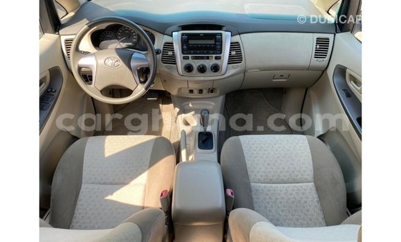 Buy Import Toyota Innova White Car in Import - Dubai in Ashanti Buy Import Toyota Innova White Car in Import - Dubai in Ashanti