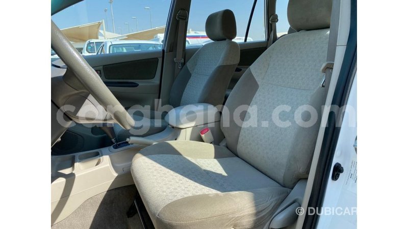 Big with watermark toyota innova ashanti import dubai 11201