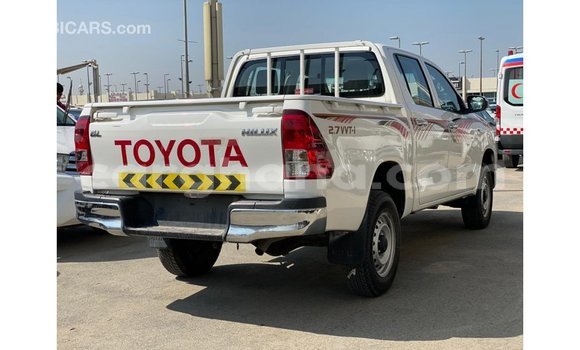 Buy Import Toyota Hilux White Car in Import - Dubai in Ashanti Buy Import Toyota Hilux White Car in Import - Dubai in Ashanti