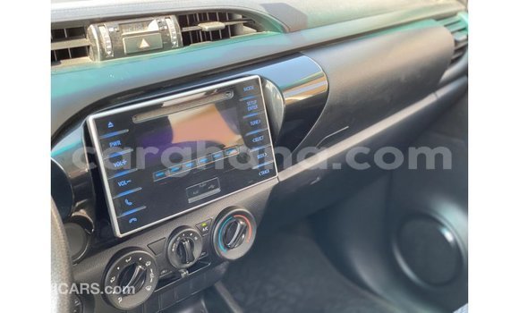 Buy Import Toyota Hilux White Car in Import - Dubai in Ashanti Buy Import Toyota Hilux White Car in Import - Dubai in Ashanti