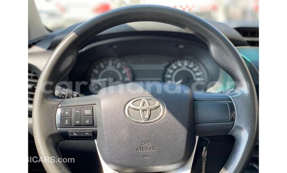 Buy Import Toyota Hilux White Car in Import - Dubai in Ashanti Buy Import Toyota Hilux White Car in Import - Dubai in Ashanti