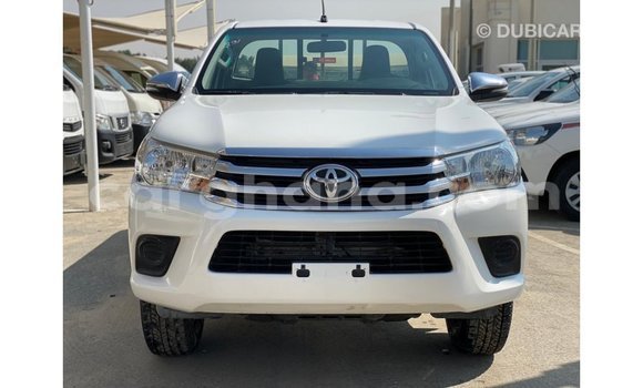 Ra Imported Toyota Hilux funfun Ọkọ̀ in Import - Dubai ni Ashanti Ra Imported Toyota Hilux funfun Ọkọ̀ in Import - Dubai ni Ashanti