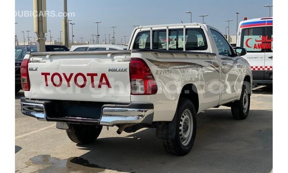 Ra Imported Toyota Hilux funfun Ọkọ̀ in Import - Dubai ni Ashanti Ra Imported Toyota Hilux funfun Ọkọ̀ in Import - Dubai ni Ashanti