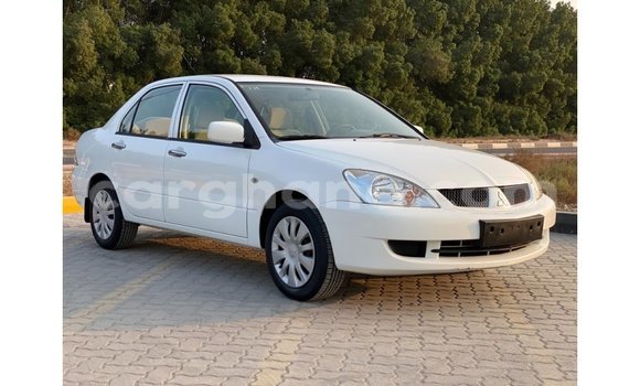 Ra Imported Mitsubishi Lancer funfun Ọkọ̀ in Import - Dubai ni Ashanti Ra Imported Mitsubishi Lancer funfun Ọkọ̀ in Import - Dubai ni Ashanti
