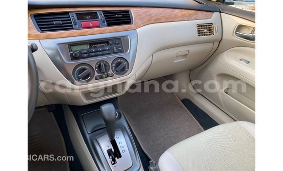 Ra Imported Mitsubishi Lancer funfun Ọkọ̀ in Import - Dubai ni Ashanti Ra Imported Mitsubishi Lancer funfun Ọkọ̀ in Import - Dubai ni Ashanti