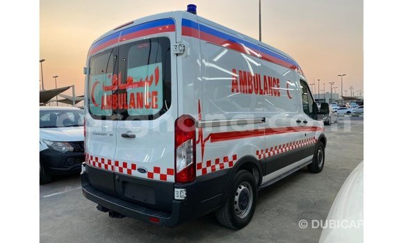 Sayi Imported Ford Club Wagon White Mota in Import - Dubai a Ashanti Sayi Imported Ford Club Wagon White Mota in Import - Dubai a Ashanti