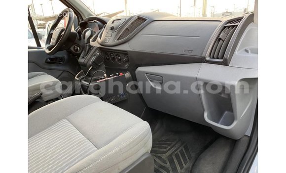 Sayi Imported Ford Club Wagon White Mota in Import - Dubai a Ashanti Sayi Imported Ford Club Wagon White Mota in Import - Dubai a Ashanti