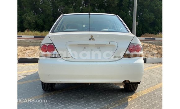 Ra Imported Mitsubishi Lancer funfun Ọkọ̀ in Import - Dubai ni Ashanti Ra Imported Mitsubishi Lancer funfun Ọkọ̀ in Import - Dubai ni Ashanti