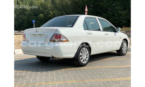 Ra Imported Mitsubishi Lancer funfun Ọkọ̀ in Import - Dubai ni Ashanti Ra Imported Mitsubishi Lancer funfun Ọkọ̀ in Import - Dubai ni Ashanti