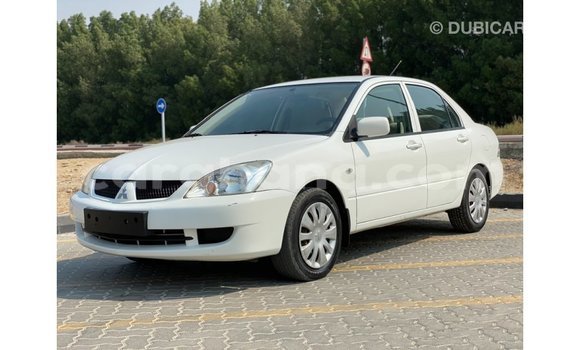 Ra Imported Mitsubishi Lancer funfun Ọkọ̀ in Import - Dubai ni Ashanti Ra Imported Mitsubishi Lancer funfun Ọkọ̀ in Import - Dubai ni Ashanti