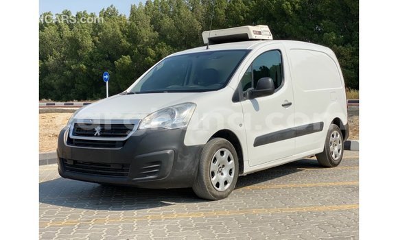 Ra Imported Peugeot Partner funfun Ọkọ̀ in Import - Dubai ni Ashanti Ra Imported Peugeot Partner funfun Ọkọ̀ in Import - Dubai ni Ashanti