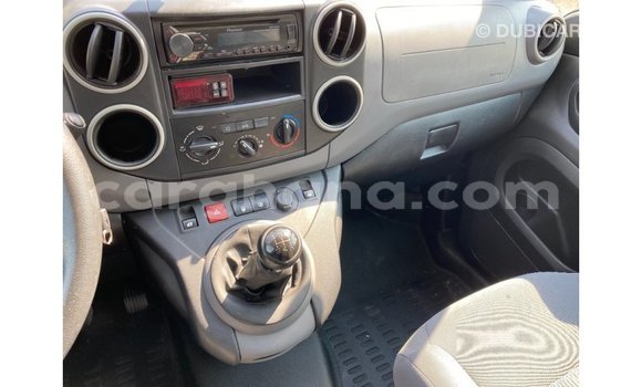 Ra Imported Peugeot Partner funfun Ọkọ̀ in Import - Dubai ni Ashanti Ra Imported Peugeot Partner funfun Ọkọ̀ in Import - Dubai ni Ashanti