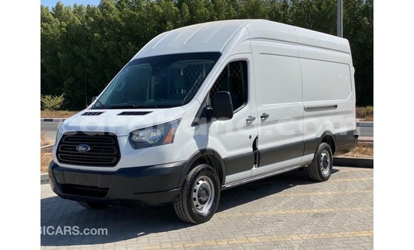 Sayi Imported Ford Club Wagon White Mota in Import - Dubai a Ashanti Sayi Imported Ford Club Wagon White Mota in Import - Dubai a Ashanti