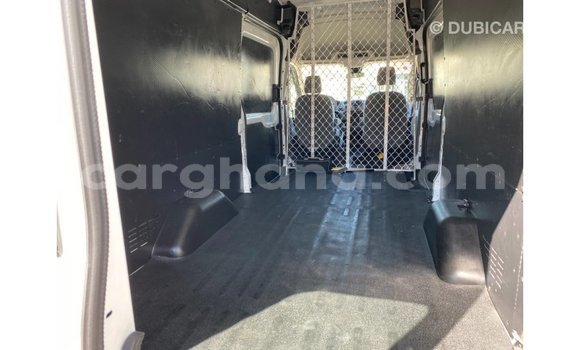 Sayi Imported Ford Club Wagon White Mota in Import - Dubai a Ashanti Sayi Imported Ford Club Wagon White Mota in Import - Dubai a Ashanti