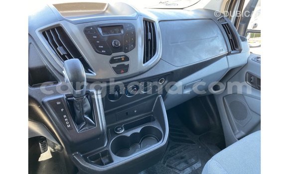 Sayi Imported Ford Club Wagon White Mota in Import - Dubai a Ashanti Sayi Imported Ford Club Wagon White Mota in Import - Dubai a Ashanti