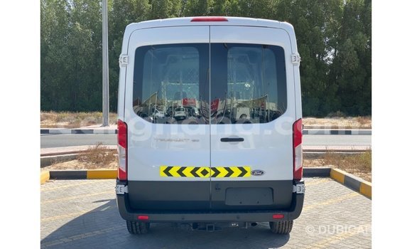 Ra Imported Ford Club Wagon funfun Ọkọ̀ in Import - Dubai ni Ashanti Ra Imported Ford Club Wagon funfun Ọkọ̀ in Import - Dubai ni Ashanti