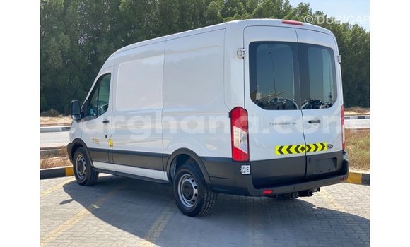 Ra Imported Ford Club Wagon funfun Ọkọ̀ in Import - Dubai ni Ashanti Ra Imported Ford Club Wagon funfun Ọkọ̀ in Import - Dubai ni Ashanti