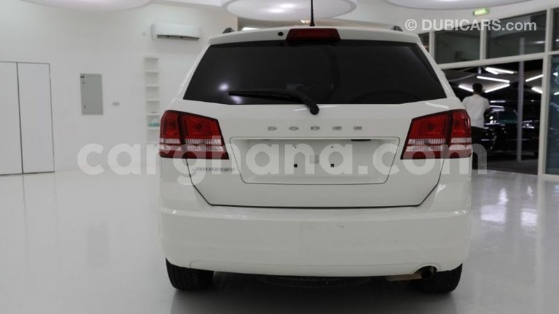 Big with watermark dodge journey ashanti import dubai 11230