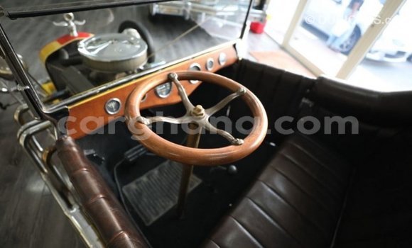 Sayi Imported Ford Club Wagon Sauran Mota in Import - Dubai a Ashanti Sayi Imported Ford Club Wagon Sauran Mota in Import - Dubai a Ashanti