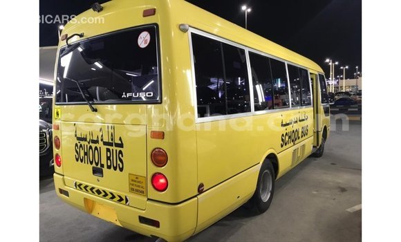 Ra Imported Mitsubishi Carisma Miiran Ọkọ̀ in Import - Dubai ni Ashanti Ra Imported Mitsubishi Carisma Miiran Ọkọ̀ in Import - Dubai ni Ashanti