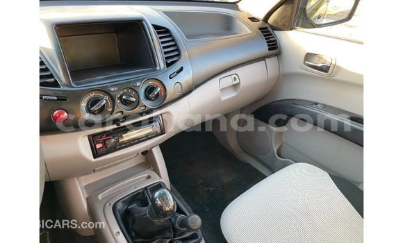 Sayi Imported Mitsubishi L200 Black Mota in Import - Dubai a Ashanti Sayi Imported Mitsubishi L200 Black Mota in Import - Dubai a Ashanti