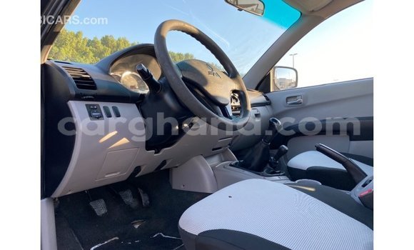 Sayi Imported Mitsubishi L200 Black Mota in Import - Dubai a Ashanti Sayi Imported Mitsubishi L200 Black Mota in Import - Dubai a Ashanti