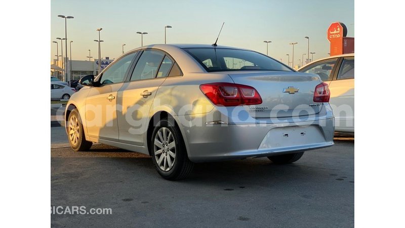 Big with watermark chevrolet cruz ashanti import dubai 11267