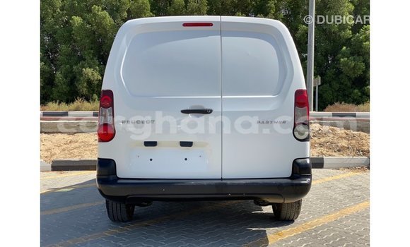 Ra Imported Peugeot Partner funfun Ọkọ̀ in Import - Dubai ni Ashanti Ra Imported Peugeot Partner funfun Ọkọ̀ in Import - Dubai ni Ashanti