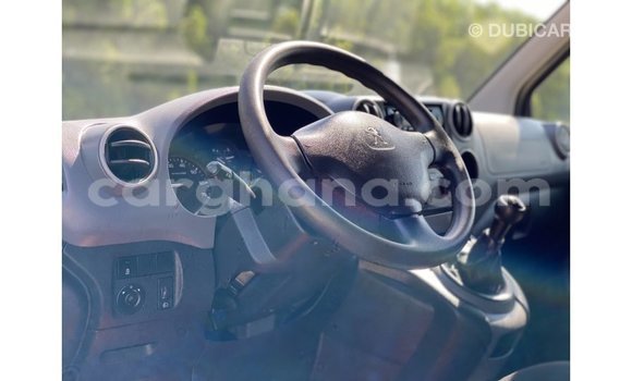 Ra Imported Peugeot Partner funfun Ọkọ̀ in Import - Dubai ni Ashanti Ra Imported Peugeot Partner funfun Ọkọ̀ in Import - Dubai ni Ashanti