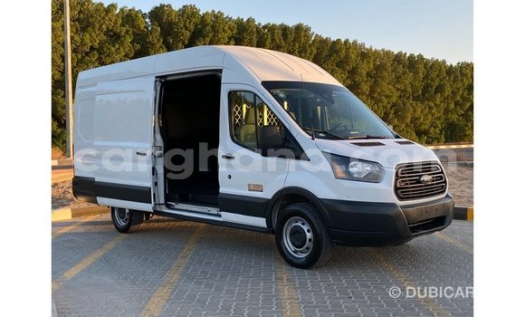 Sayi Imported Ford Club Wagon White Mota in Import - Dubai a Ashanti Sayi Imported Ford Club Wagon White Mota in Import - Dubai a Ashanti