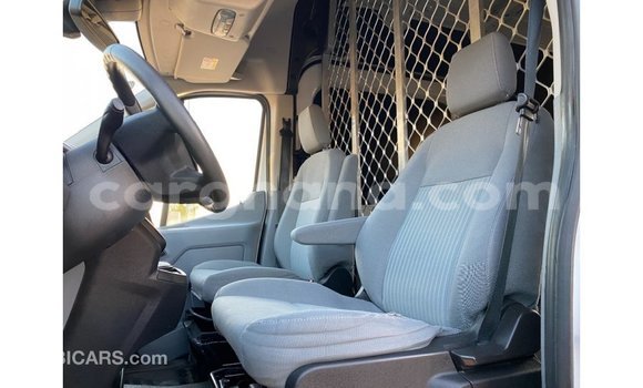 Sayi Imported Ford Club Wagon White Mota in Import - Dubai a Ashanti Sayi Imported Ford Club Wagon White Mota in Import - Dubai a Ashanti