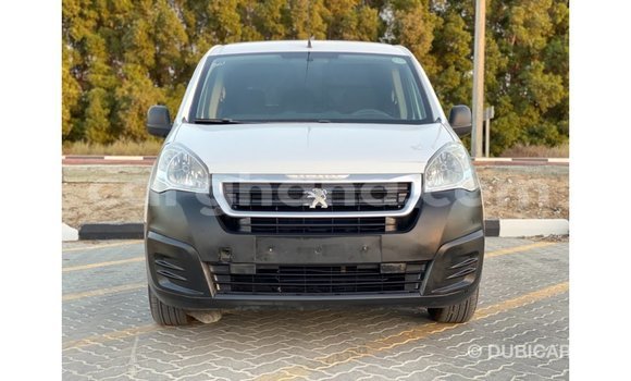 Sayi Imported Peugeot Partner White Mota in Import - Dubai a Ashanti Sayi Imported Peugeot Partner White Mota in Import - Dubai a Ashanti