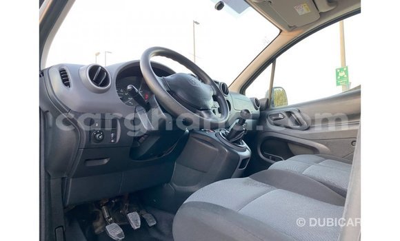 Sayi Imported Peugeot Partner White Mota in Import - Dubai a Ashanti Sayi Imported Peugeot Partner White Mota in Import - Dubai a Ashanti