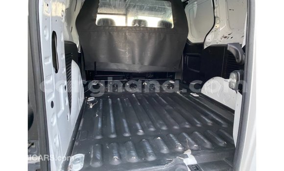 Sayi Imported Peugeot Partner White Mota in Import - Dubai a Ashanti Sayi Imported Peugeot Partner White Mota in Import - Dubai a Ashanti