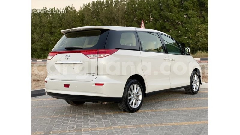 Big with watermark toyota previa ashanti import dubai 11272