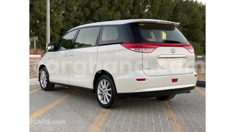 Big with watermark toyota previa ashanti import dubai 11272