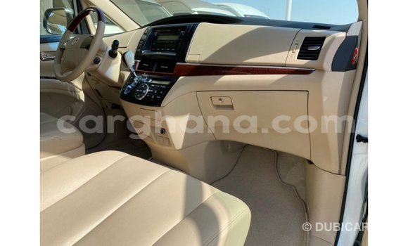 Sayi Imported Toyota Previa White Mota in Import - Dubai a Ashanti Sayi Imported Toyota Previa White Mota in Import - Dubai a Ashanti