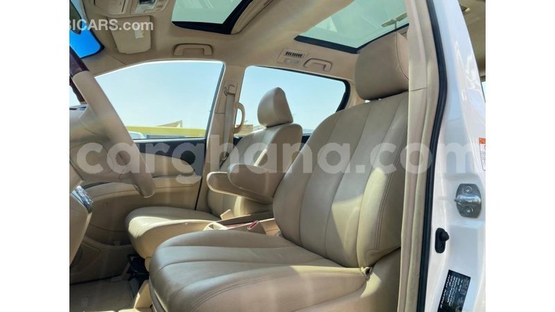 Big with watermark toyota previa ashanti import dubai 11272