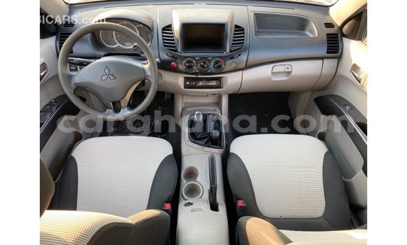 Buy Import Mitsubishi L200 White Car in Import - Dubai in Ashanti Buy Import Mitsubishi L200 White Car in Import - Dubai in Ashanti