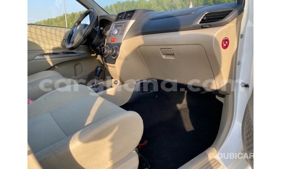 Sayi Imported Toyota Avanza White Mota in Import - Dubai a Ashanti Sayi Imported Toyota Avanza White Mota in Import - Dubai a Ashanti