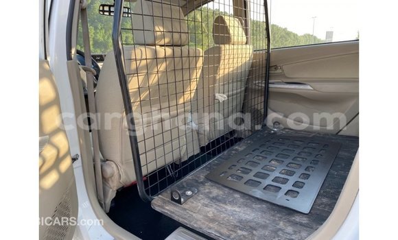 Sayi Imported Toyota Avanza White Mota in Import - Dubai a Ashanti Sayi Imported Toyota Avanza White Mota in Import - Dubai a Ashanti