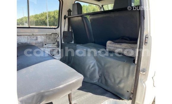 Buy Import Mitsubishi L300 White Car in Import - Dubai in Ashanti Buy Import Mitsubishi L300 White Car in Import - Dubai in Ashanti