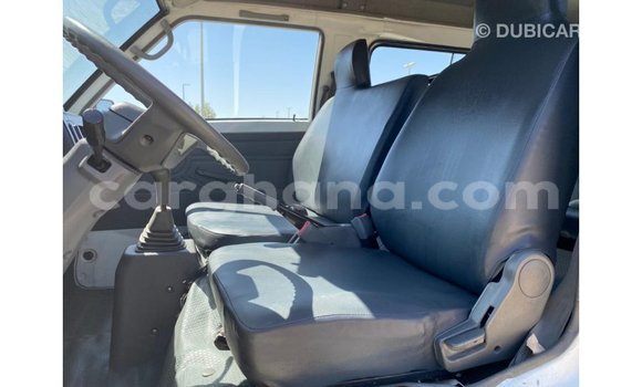 Buy Import Mitsubishi L300 White Car in Import - Dubai in Ashanti Buy Import Mitsubishi L300 White Car in Import - Dubai in Ashanti
