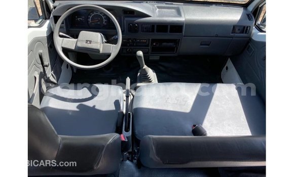 Buy Import Mitsubishi L300 White Car in Import - Dubai in Ashanti Buy Import Mitsubishi L300 White Car in Import - Dubai in Ashanti