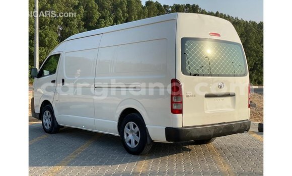 Ra Imported Toyota Hiace funfun Ọkọ̀ in Import - Dubai ni Ashanti Ra Imported Toyota Hiace funfun Ọkọ̀ in Import - Dubai ni Ashanti