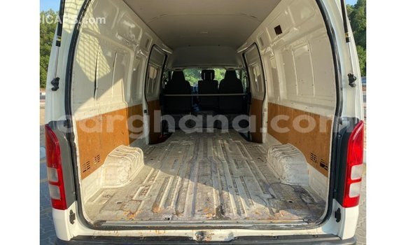 Ra Imported Toyota Hiace funfun Ọkọ̀ in Import - Dubai ni Ashanti Ra Imported Toyota Hiace funfun Ọkọ̀ in Import - Dubai ni Ashanti