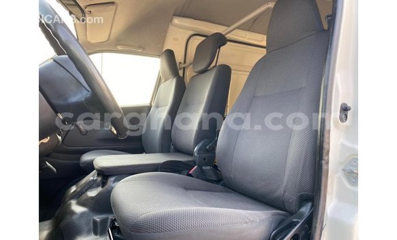 Ra Imported Toyota Hiace funfun Ọkọ̀ in Import - Dubai ni Ashanti Ra Imported Toyota Hiace funfun Ọkọ̀ in Import - Dubai ni Ashanti