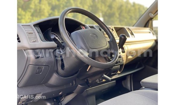 Ra Imported Toyota Hiace funfun Ọkọ̀ in Import - Dubai ni Ashanti Ra Imported Toyota Hiace funfun Ọkọ̀ in Import - Dubai ni Ashanti