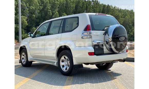 Sayi Imported Toyota Prado White Mota in Import - Dubai a Ashanti Sayi Imported Toyota Prado White Mota in Import - Dubai a Ashanti