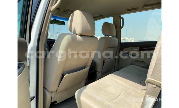 Sayi Imported Toyota Prado White Mota in Import - Dubai a Ashanti Sayi Imported Toyota Prado White Mota in Import - Dubai a Ashanti
